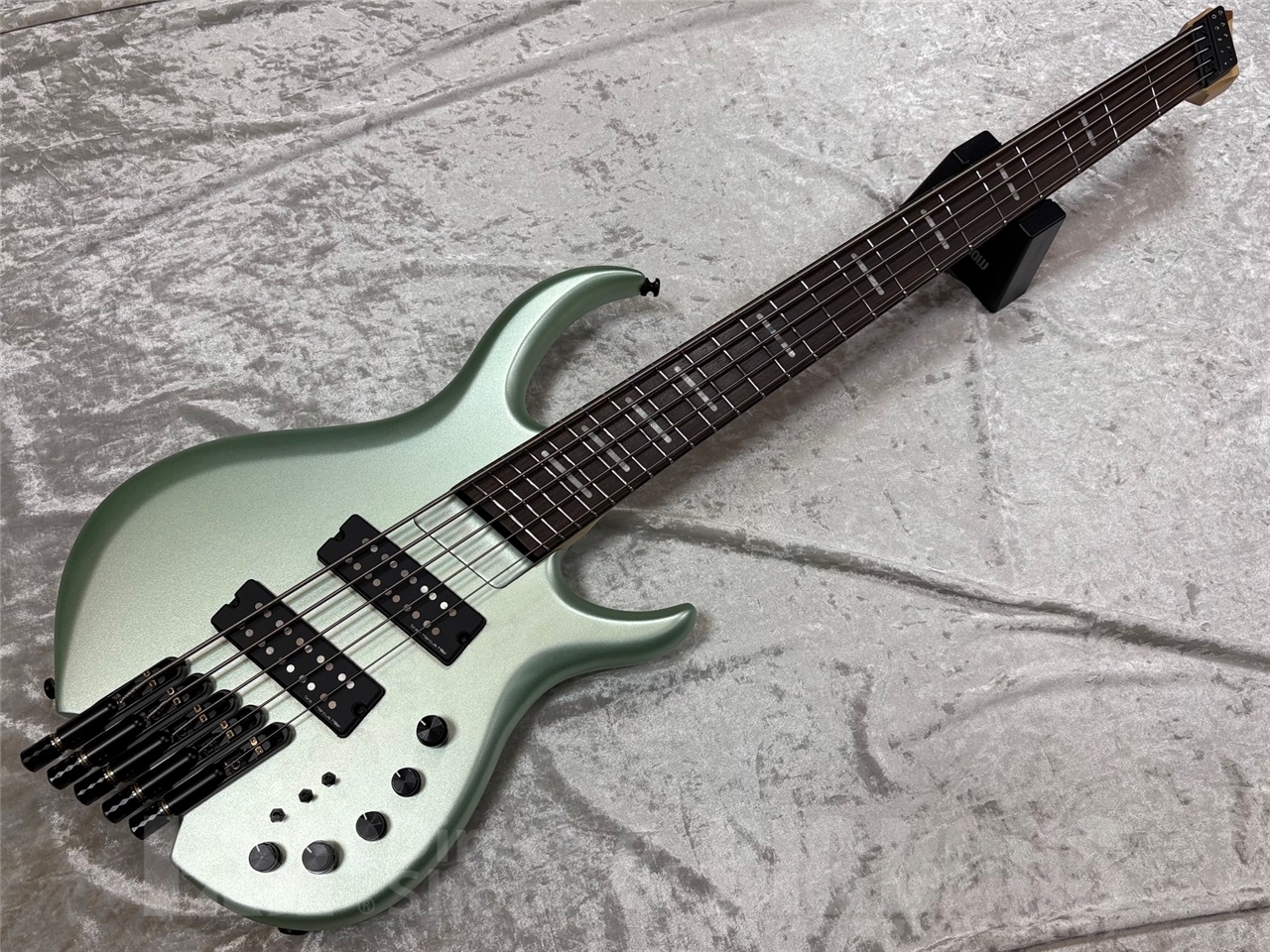 Sire M6 5-String Headless 【Surf Green Metallic Satin】（新品/送料