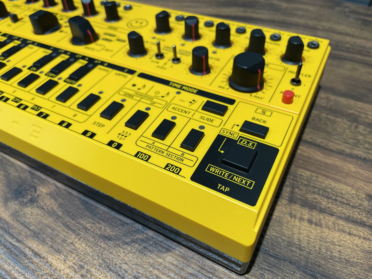 BEHRINGER TD-3-MO-AM Modded Out モデル（中古）【楽器検索デジマート】