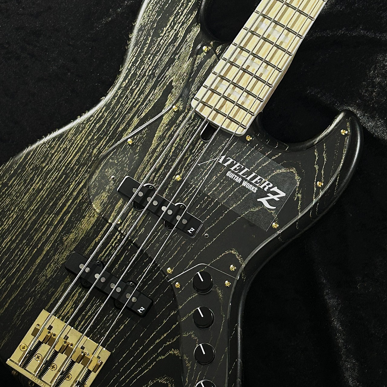 ATELIER Z Custom Order M#245 CTM /Black Gold Line&Black Head