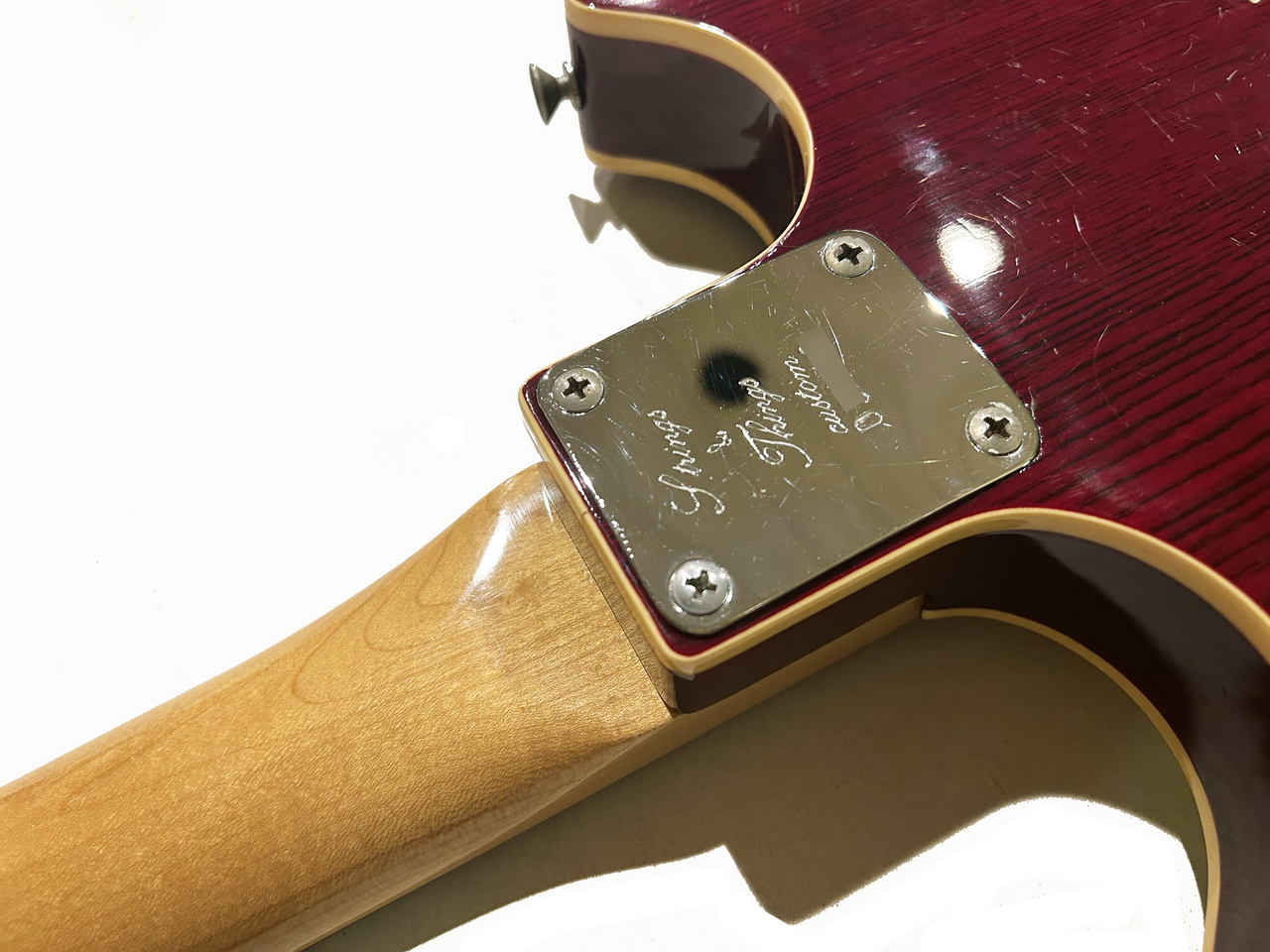 Strings & Things in Memphis STRINGS & THINGS IN MEMPHIS Custom