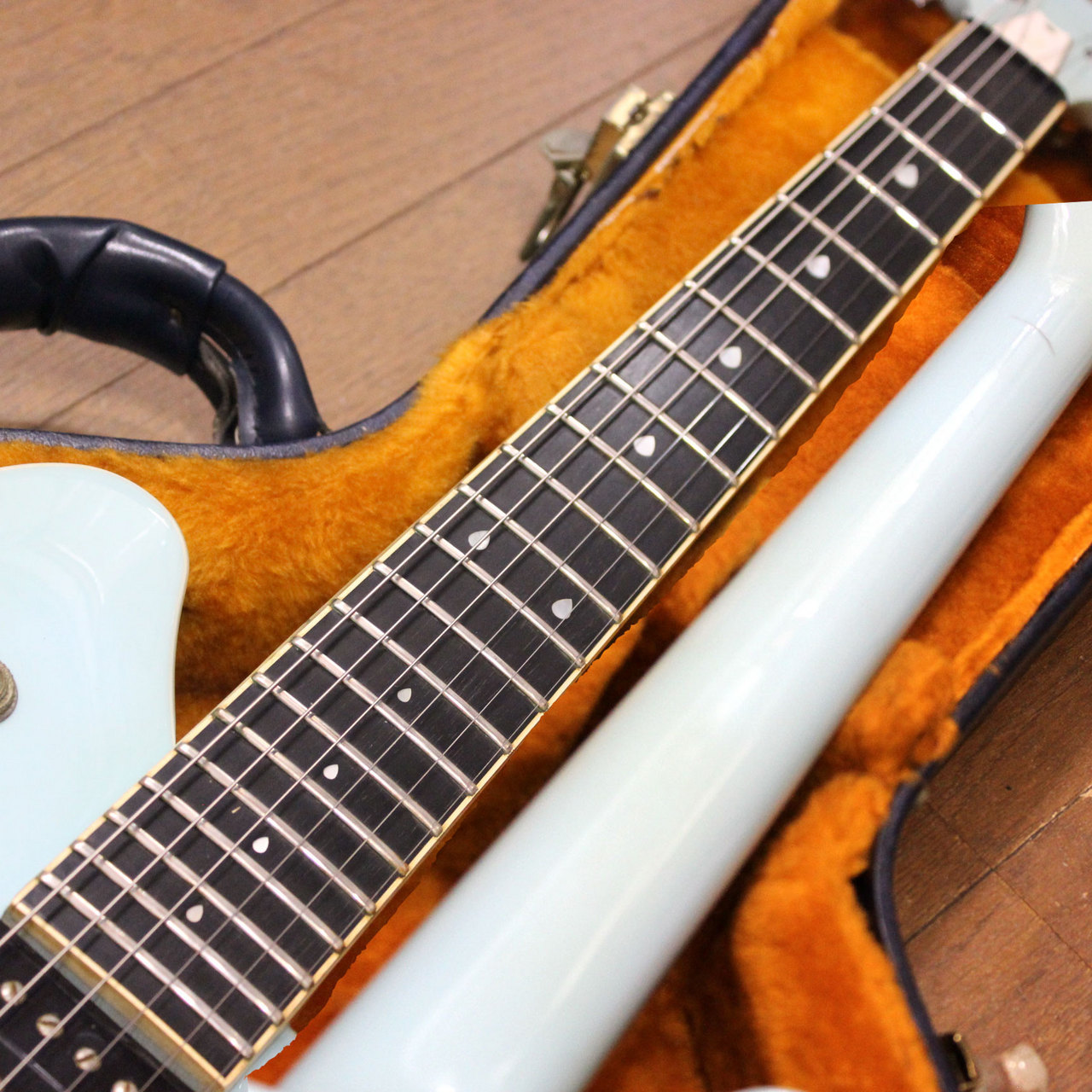 Washburn P4 Tiffany Blue Nuno Bettencourt Signature 1990年代