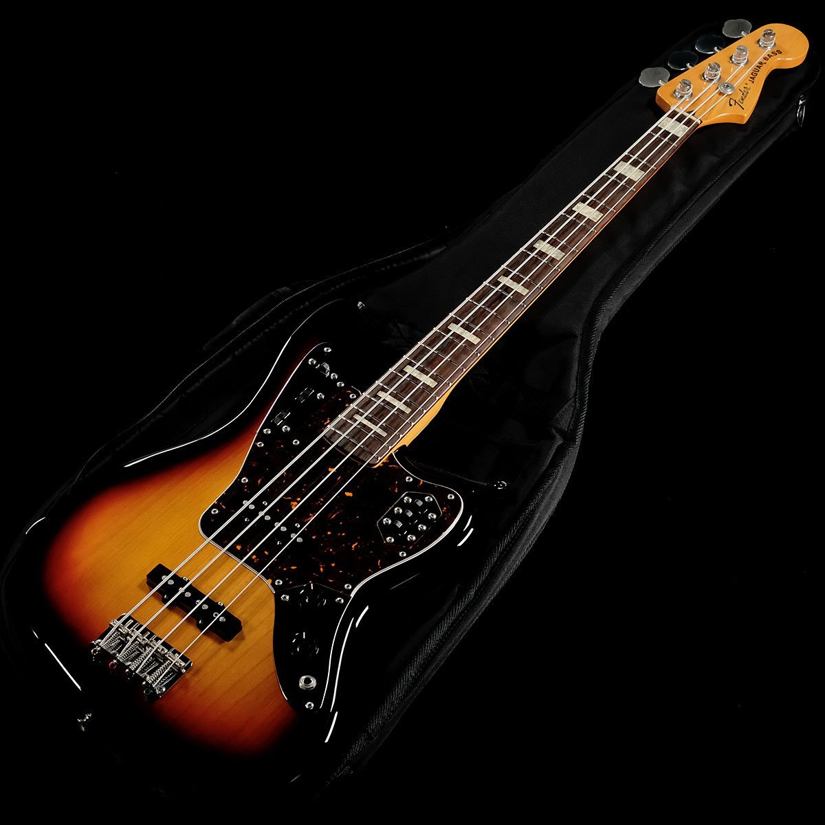 エレキベース FENDER JAPAN ケース付き エレキベース FENDER JAPAN ケース付き