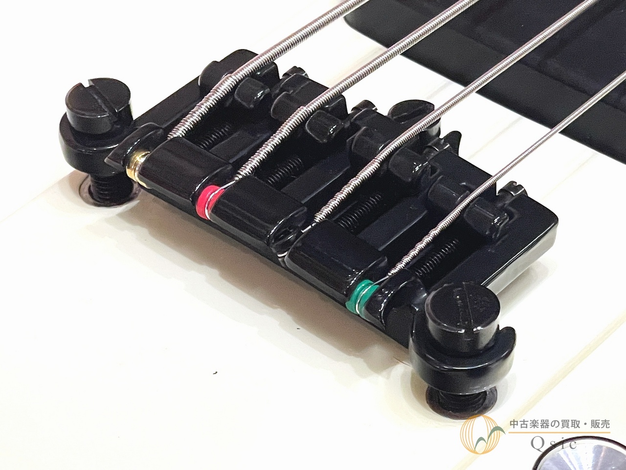 Gibson Thunderbird IV White 2019年製 【返品OK】[TMR24]【箕面店在庫