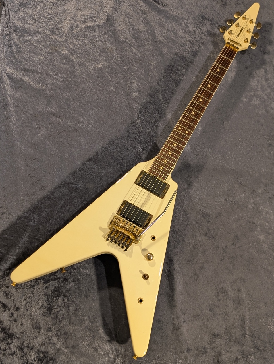 FERNANDES BSV-80J White【3.22kg】（中古）【楽器検索デジマート】