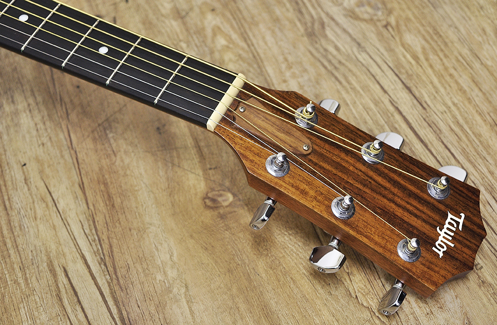 Taylor 114CE（中古）【楽器検索デジマート】