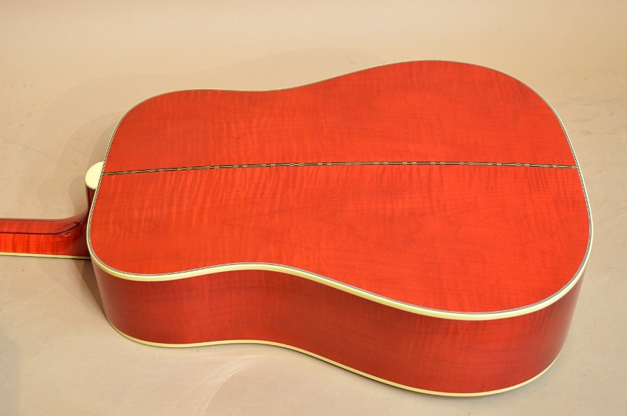 Gibson Custom Shop DOVE 2015年製（中古/送料無料）【楽器検索