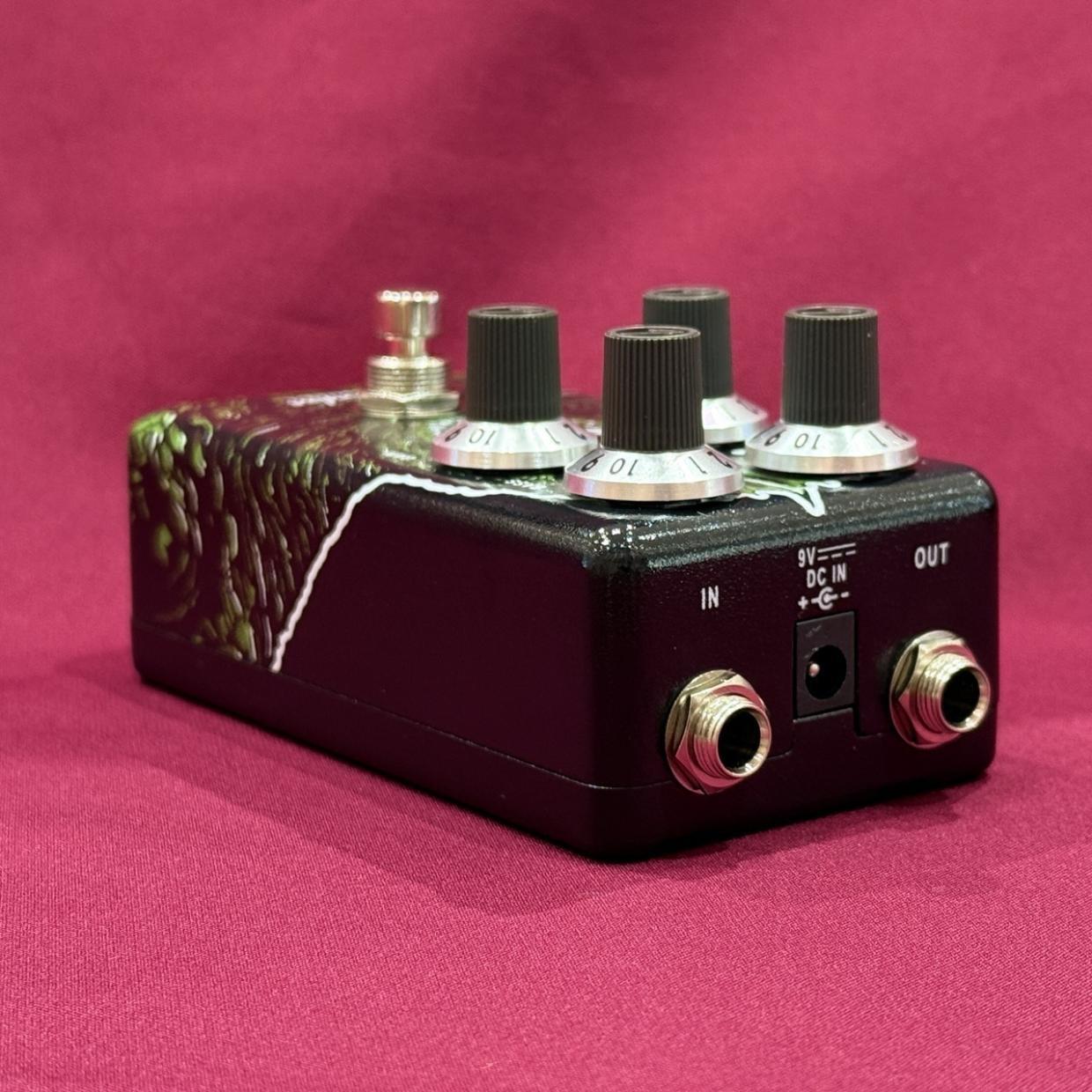 Fender Godzilla Distortion【生誕70周年記念コラボモデル】 【特価