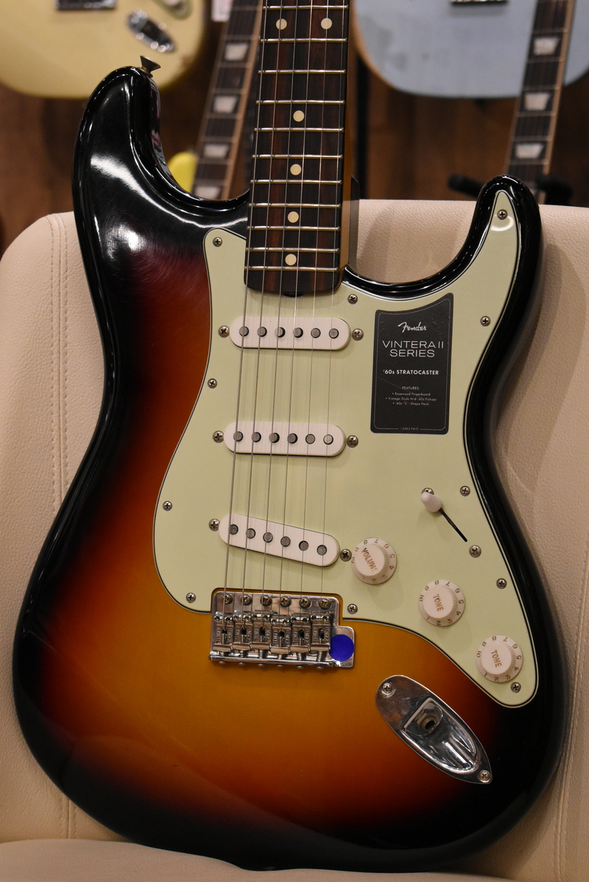 WE 英国と昭和の我楽多さま専用　60枚2 Fender 【限定モデル】Limited Vintera II Road Worn '60s