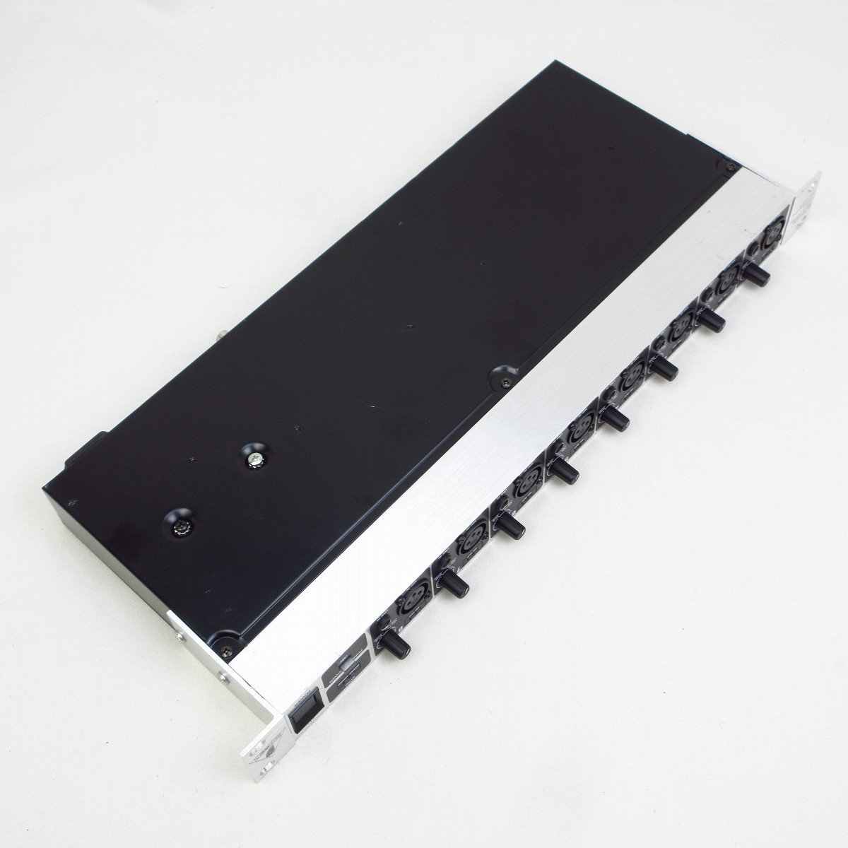 BEHRINGER ADA8000 
