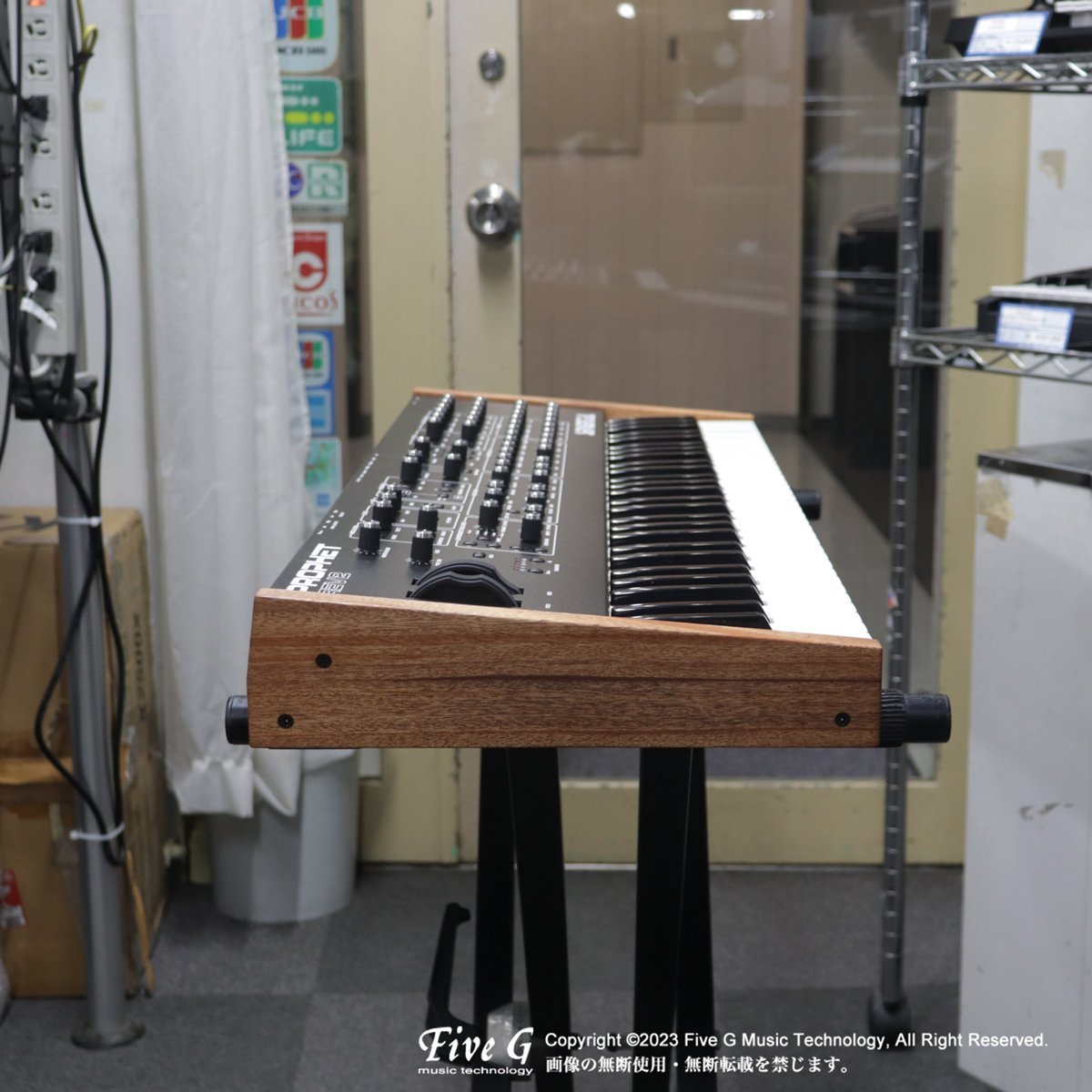 SEQUENTIAL Prophet Rev2 16voice【箱潰れ新品】（B級特価/送料無料 