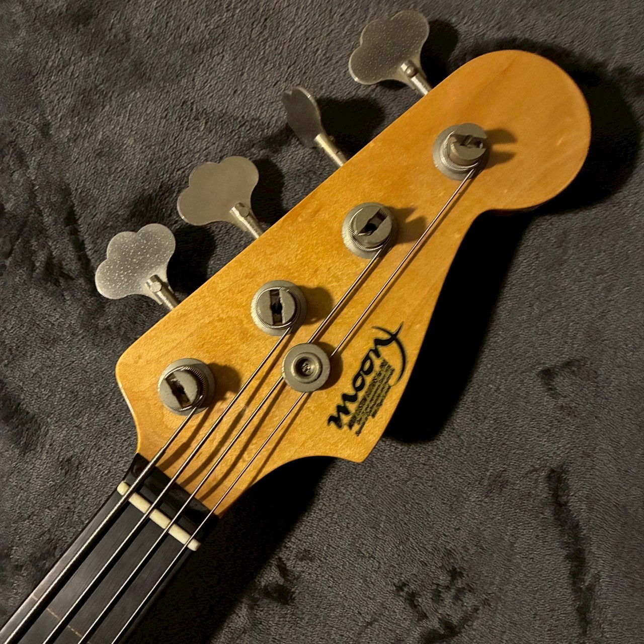 Moon JB-4 フレットレス 【USED】【4.2㎏】（中古）【楽器検索デジマート】