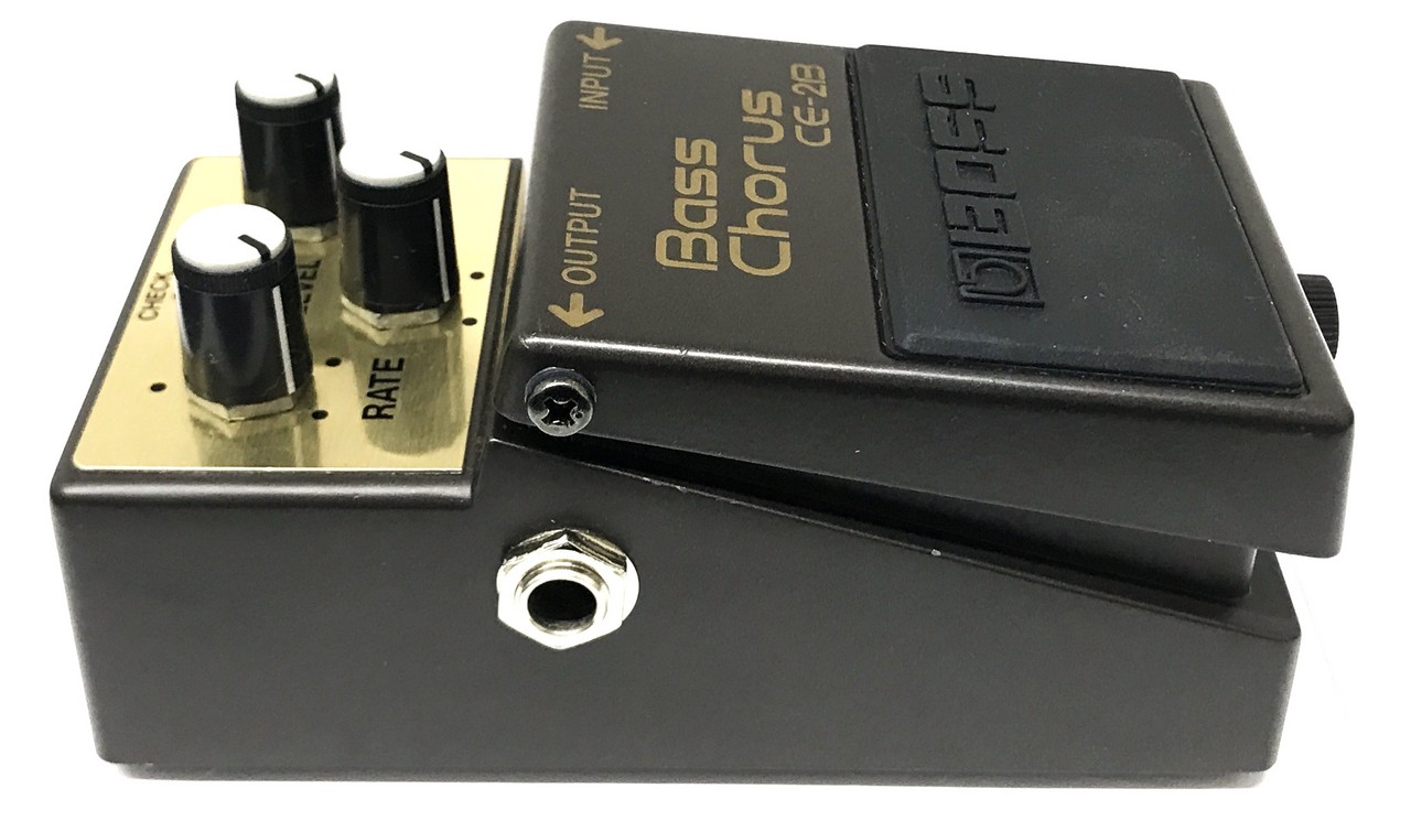 BOSS CE-2B Bass Chorus（中古）【楽器検索デジマート】