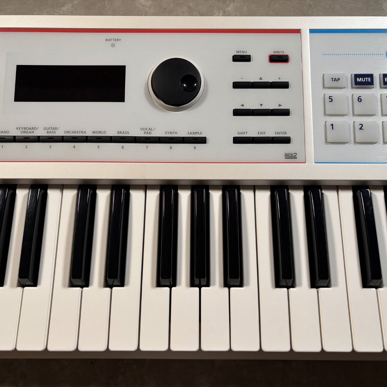 Roland JUNO-DS61W（中古/送料無料）【楽器検索デジマート】