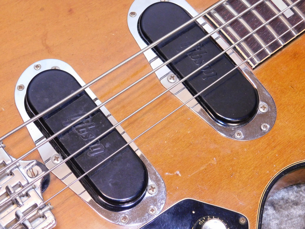 ベース Triumph Bass Gibson Les Paul Triumph Bass【1971年製】（ビンテージ/送料