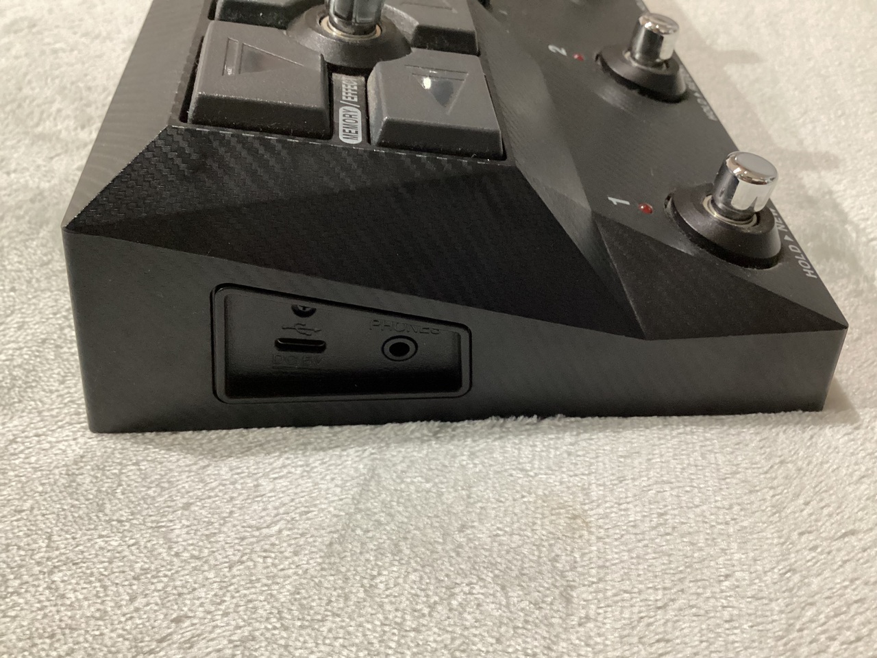 ZOOM B2 FOUR（中古）【楽器検索デジマート】