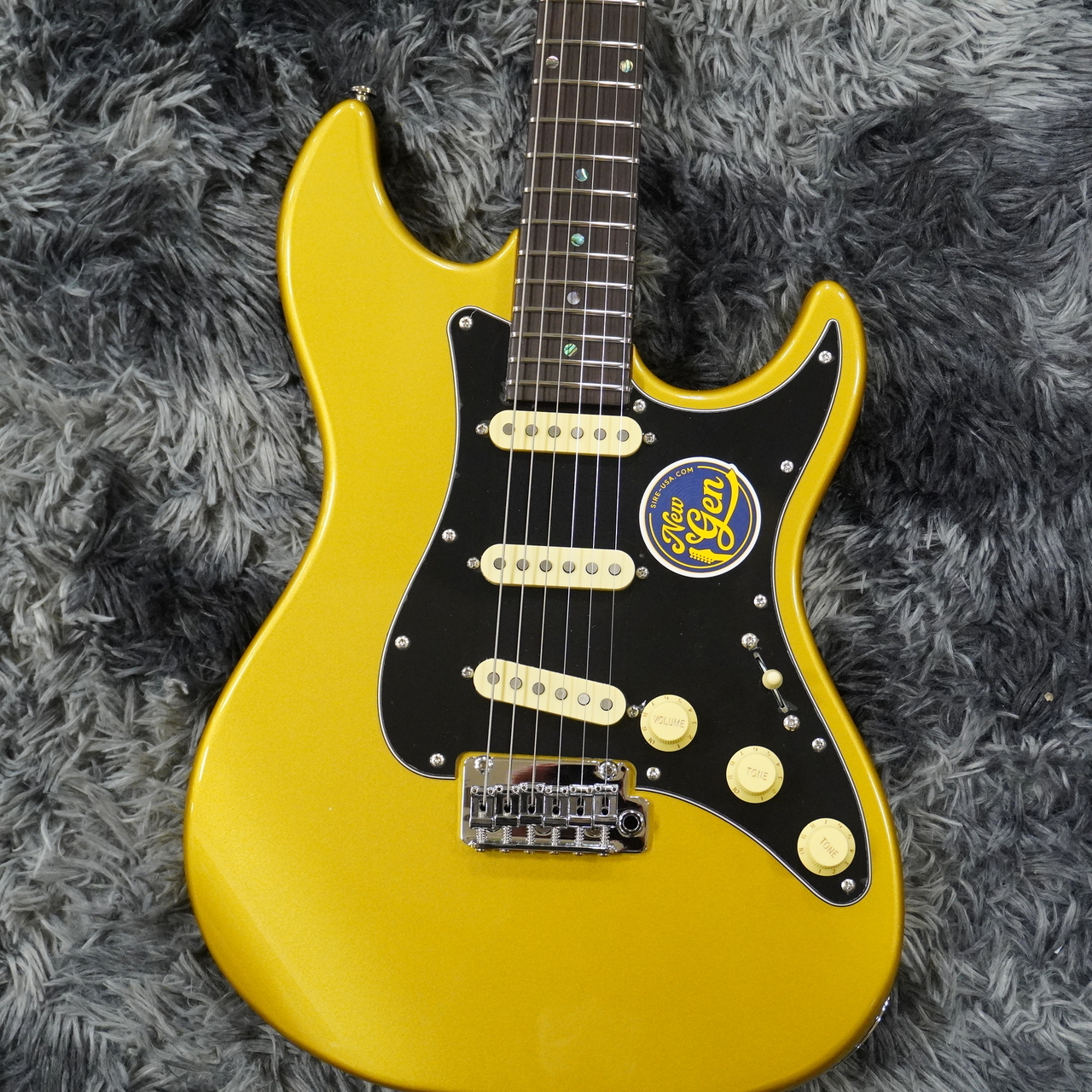 Sire Larry Carlton S7 New Gen MGO (Metallic Gold) 【2025 NEW