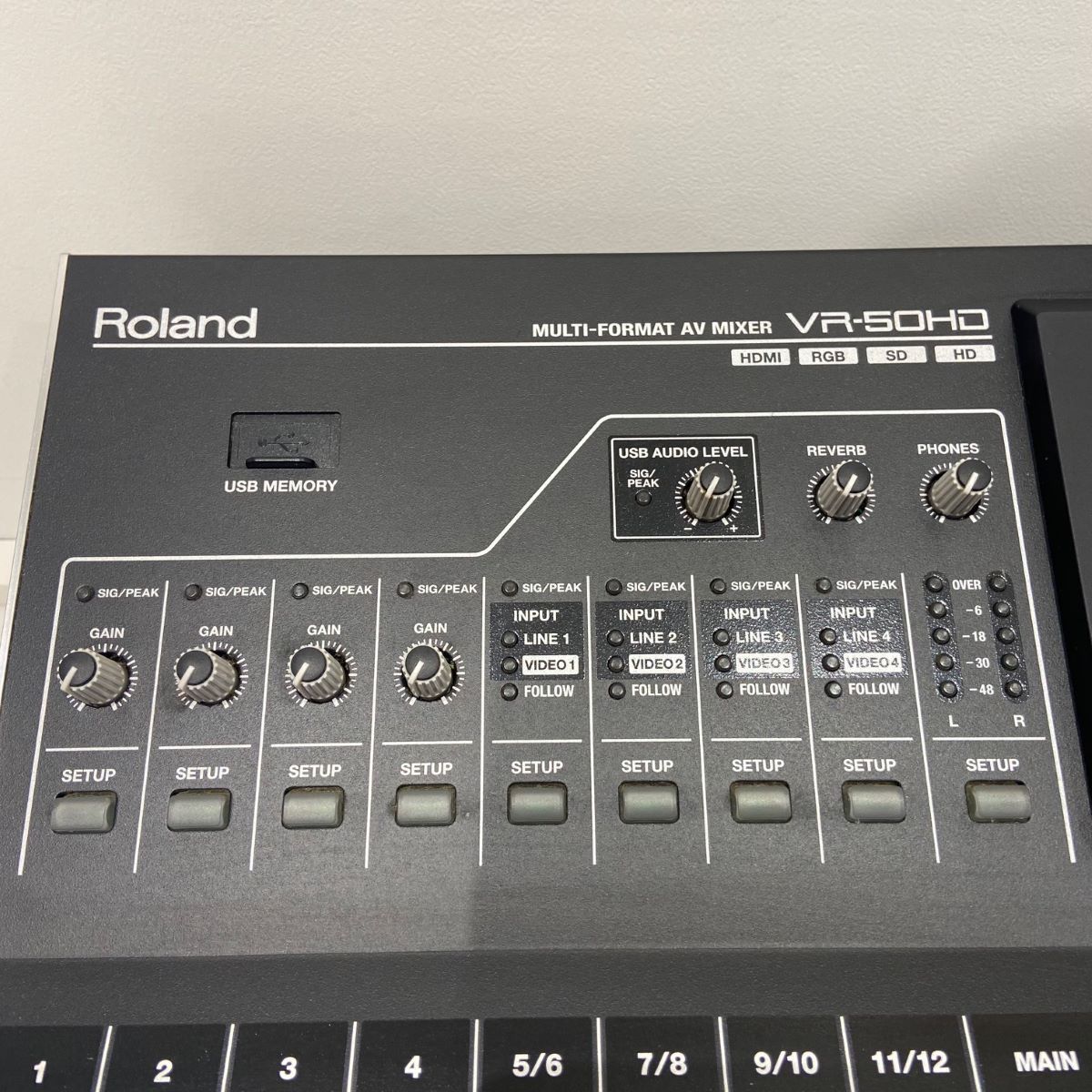 Roland VR-50HD マルチフォーマット AV ミキサー 美品（中古/送料無料）【楽器検索デジマート】