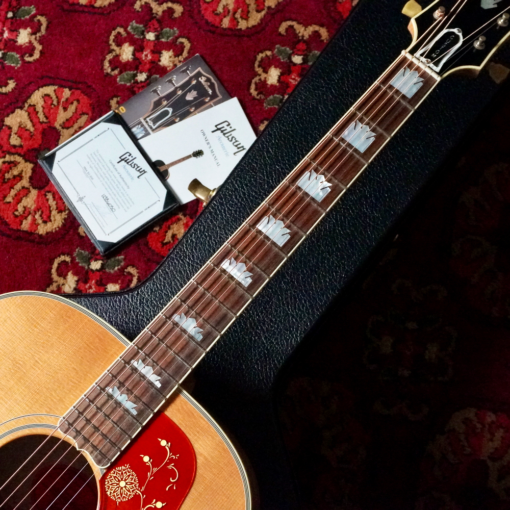 Gibson Custom Shop J-200 