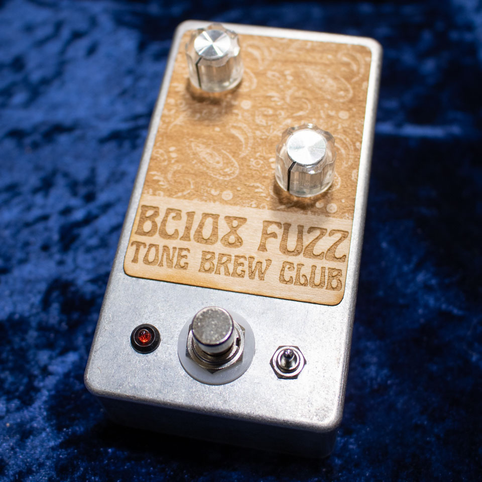 Akg MAGNUS BC108 FUZZ トランスペアレントファズ Akg MAGNUS BC108 FUZZ トランスペアレントファズ Akg Magnus