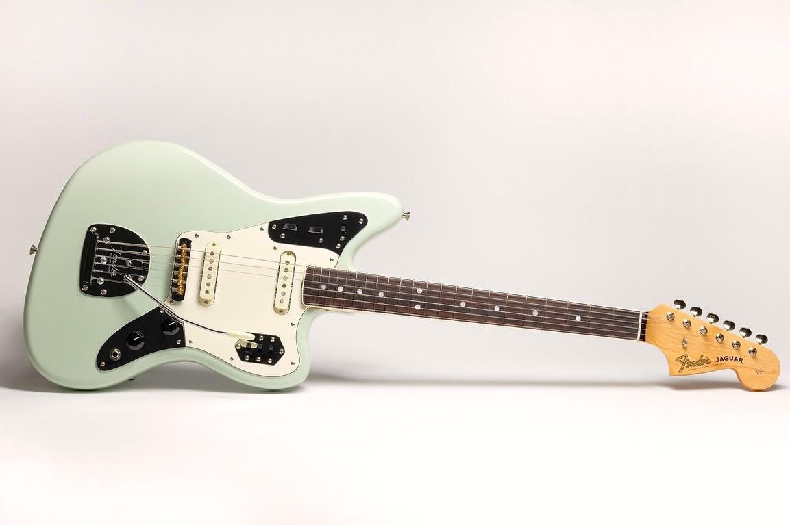 Fender Made in Japan Artist Moeka Shiotsuka Jaguar moni Aged Sonic