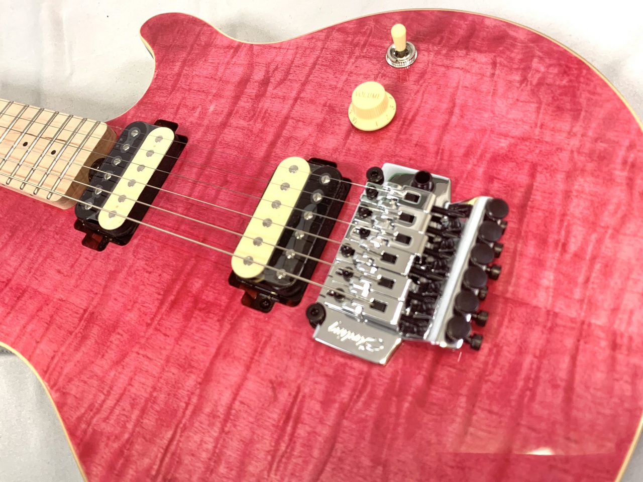 Sterling by MUSIC MAN AX40-TP-M Japan Limited Model TP(Trans Pink