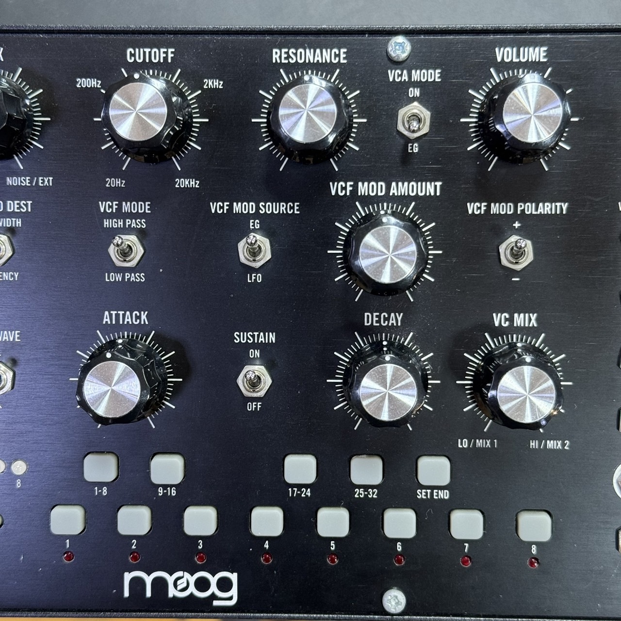 Moog 【店頭展示品】Mother-32 セミモジュラー・シンセサイザー 