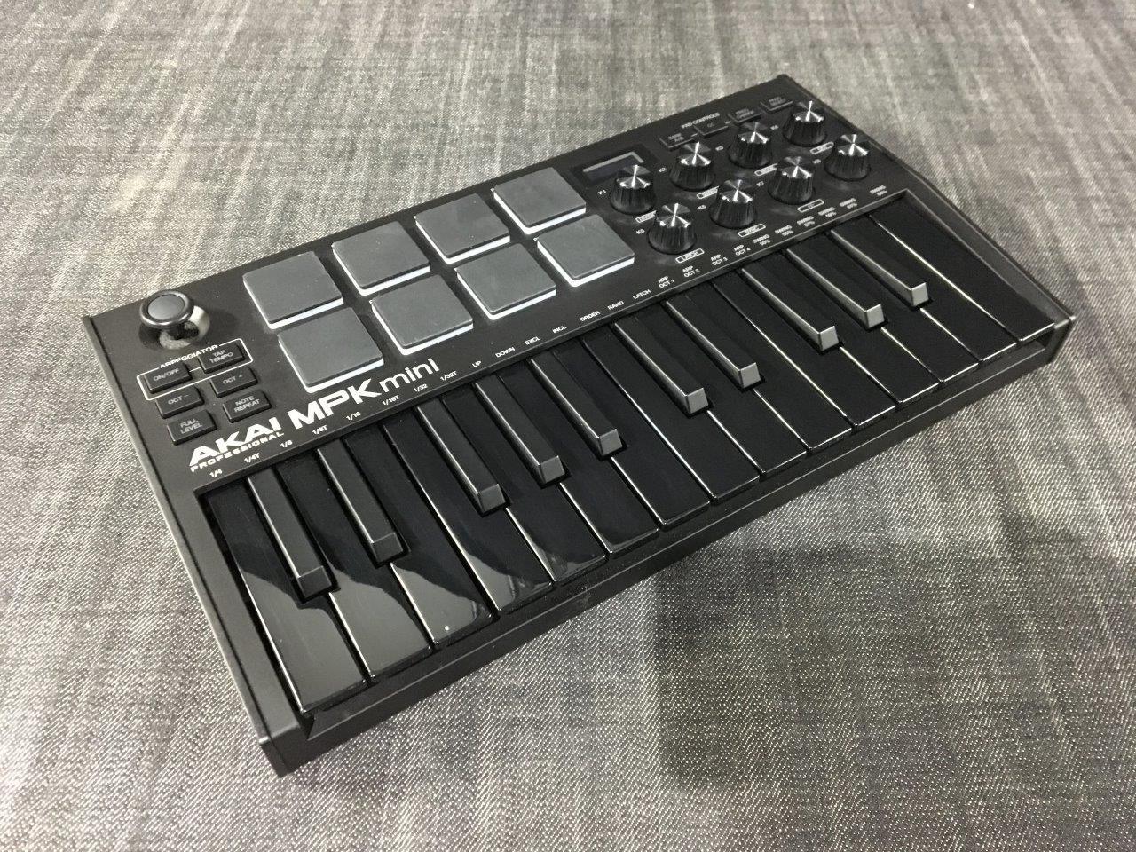 AKAI MPK mini BLACK（中古/送料無料）【楽器検索デジマート】