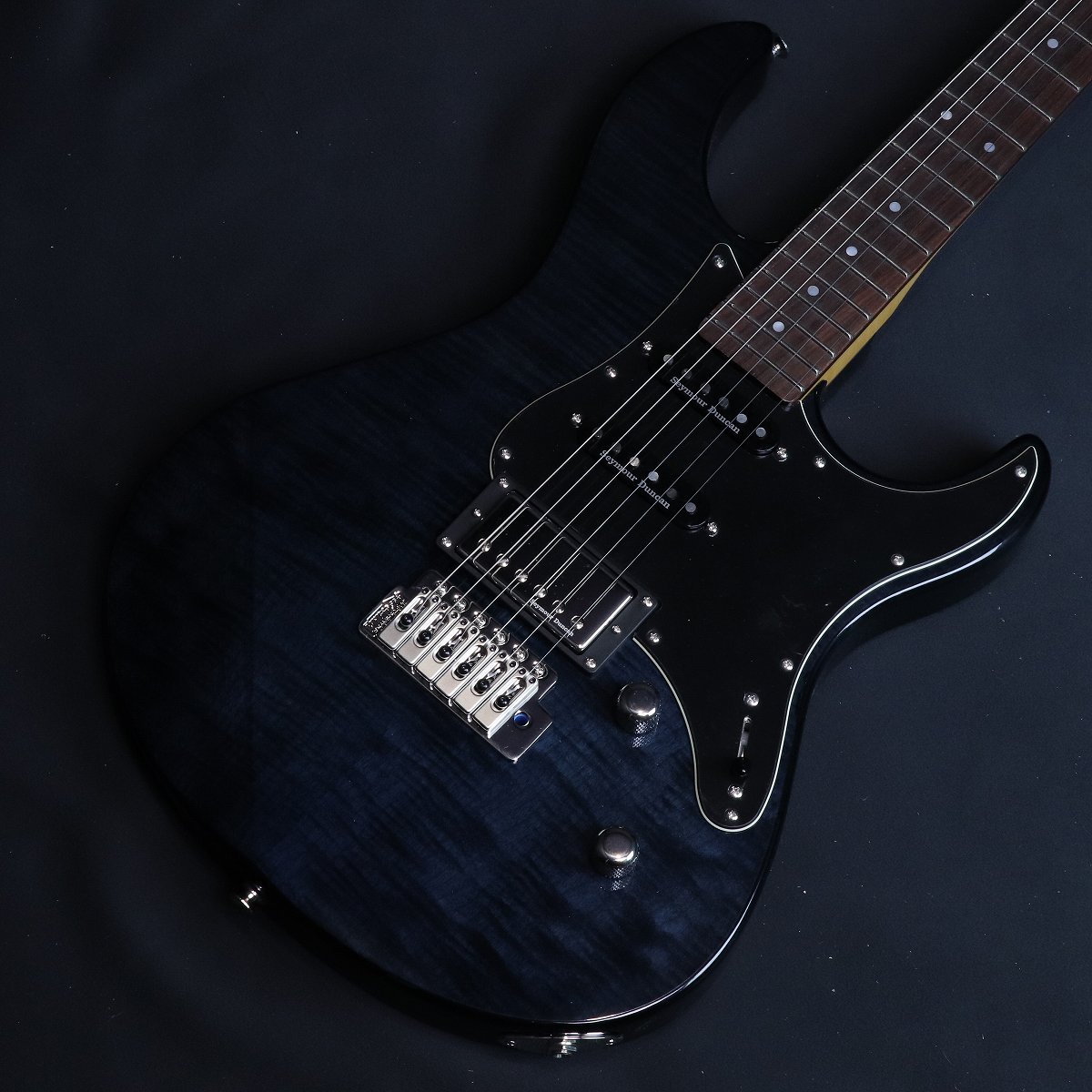 YAMAHA Pacifica 612 VII FM Translucent Black (PAC612 VIIFM TBL