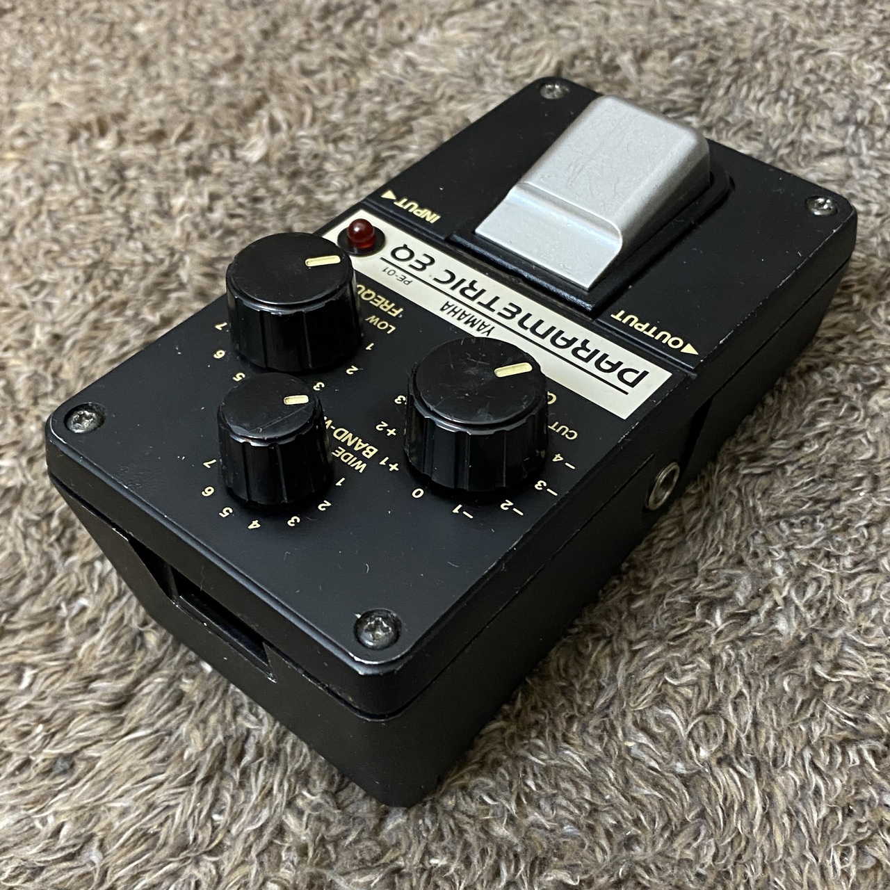 YAMAHA PE-01 PARAMETRIC EQUALIZER