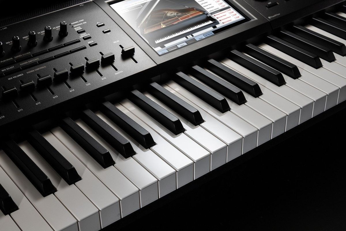 KORG KRONOS3-61 61鍵シンセサイザー【渋谷店】《展示品チョイキズ特価