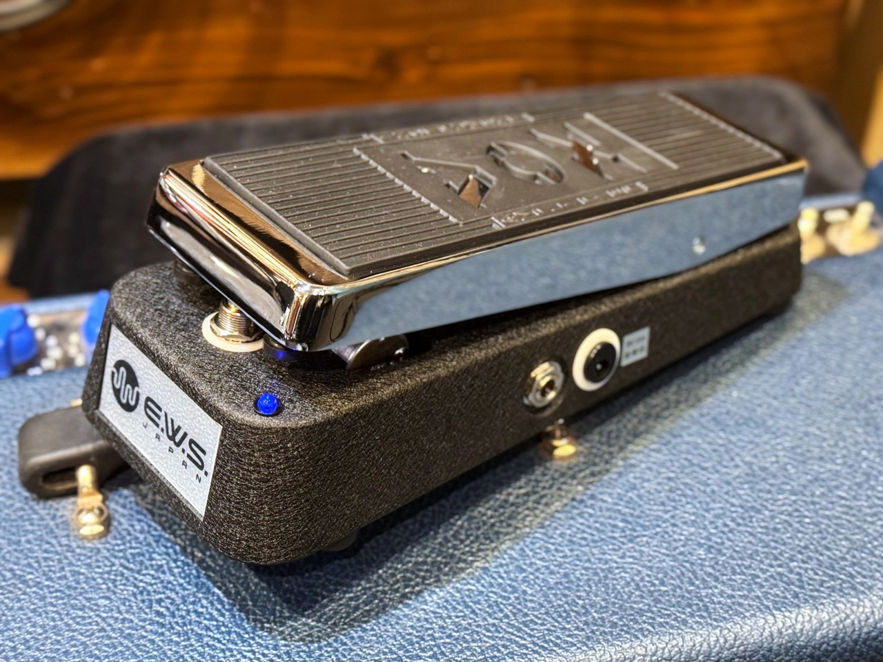 E.W.S. E.W.S Wah MOD with Power Jack & LED (VOX V847)（新品
