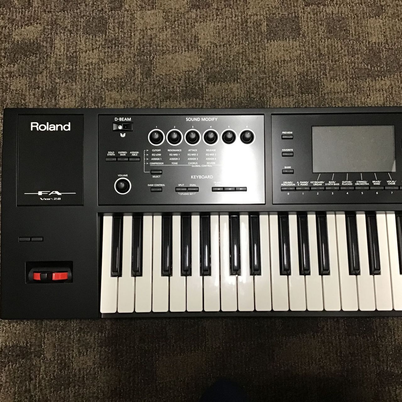 Roland FA-06【現物写真】（中古/送料無料）【楽器検索デジマート】