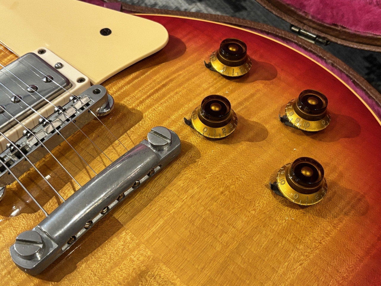 Gibson Les Paul Standard Reissue Flame Top / Heritage Cherry