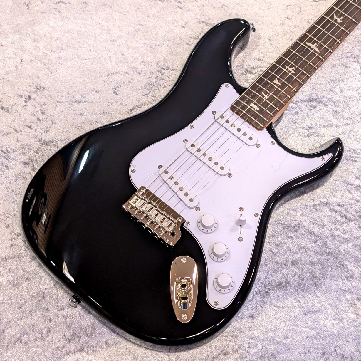 Paul Reed Smith(PRS) SE Silver Sky Maple / Piano Black【2023年製