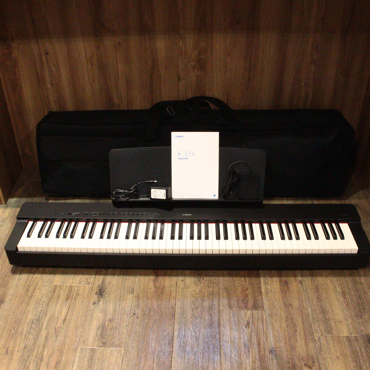 YAMAHA P-225B 【渋谷店】（中古/送料無料）【楽器検索デジマート】