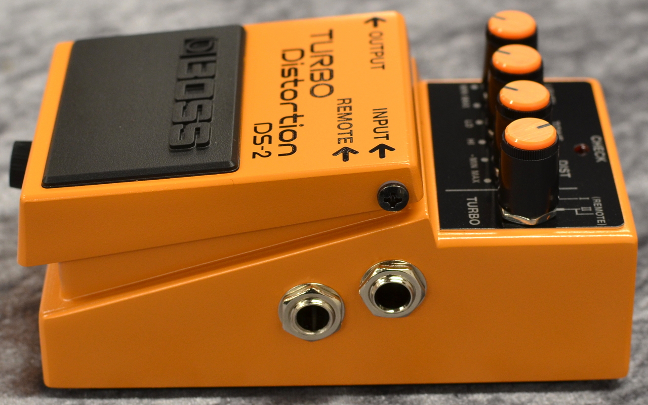 TurboDistortion ターボディストーション DSー2 BOSS / DS-2の特徴や使い方をレビュー。ジョン・フルシアンテも使用し