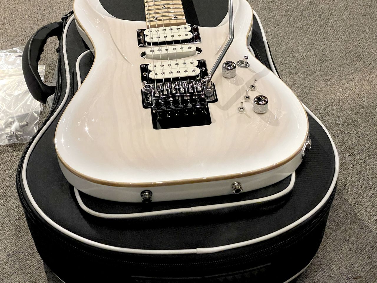 ギター G-Life DSG Standard Ash snow white G-Life Guitars / PRODUCTS DSG Life-Ash Double Modern Active