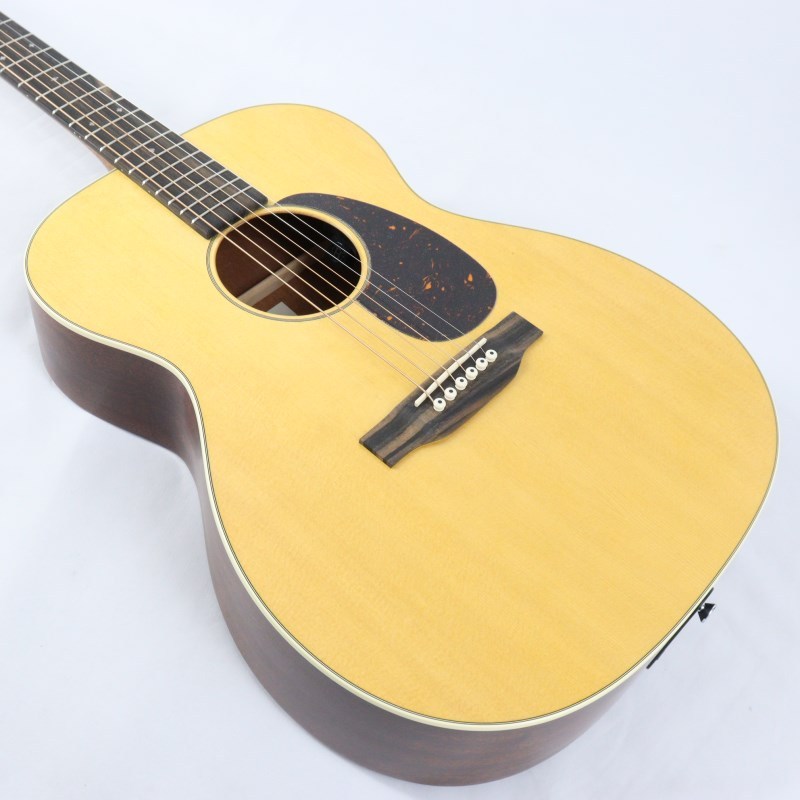 Martin OM-10E Vintage Inspired Road Series 【限定スペシャル