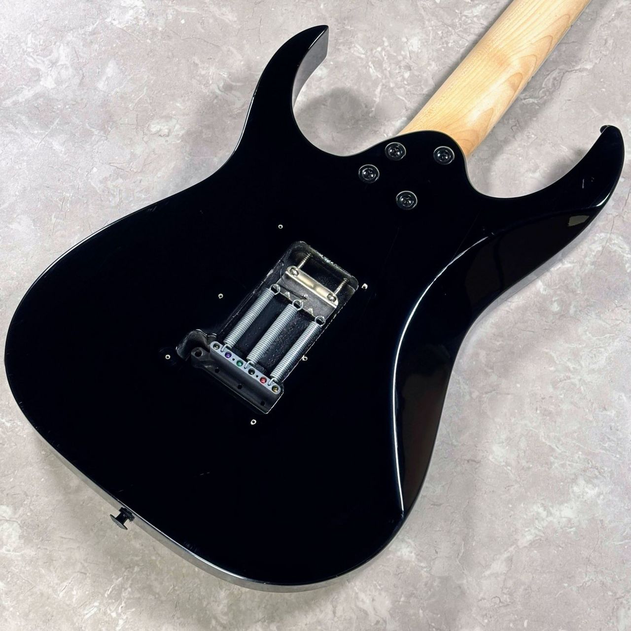 Ibanez 【現物画像】RGV250 BK【シンクロナイズド・トレモロ搭載で扱い