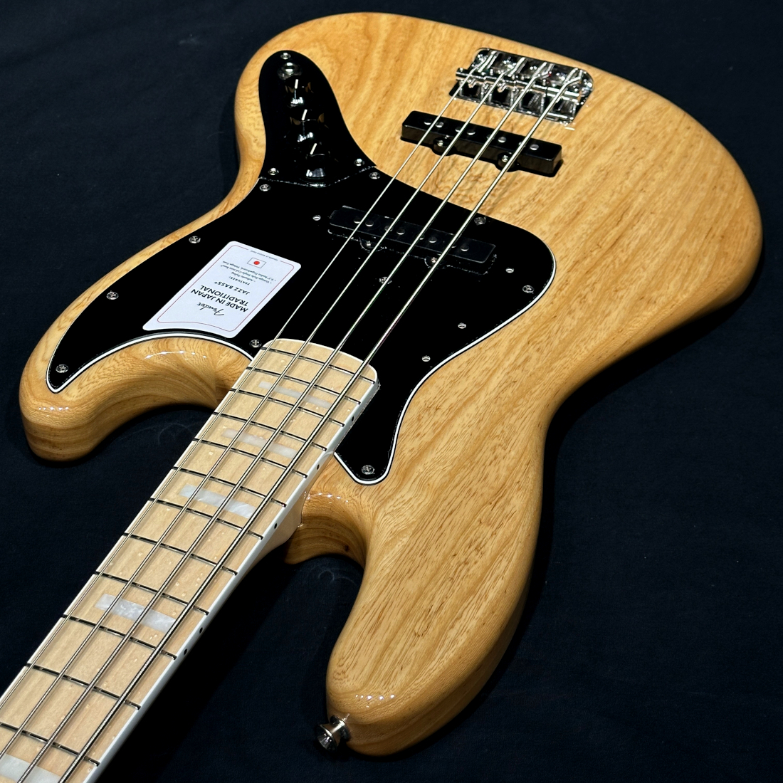 Fender Made in Japan Traditional II 70s JazzBass MN NAT（新品 