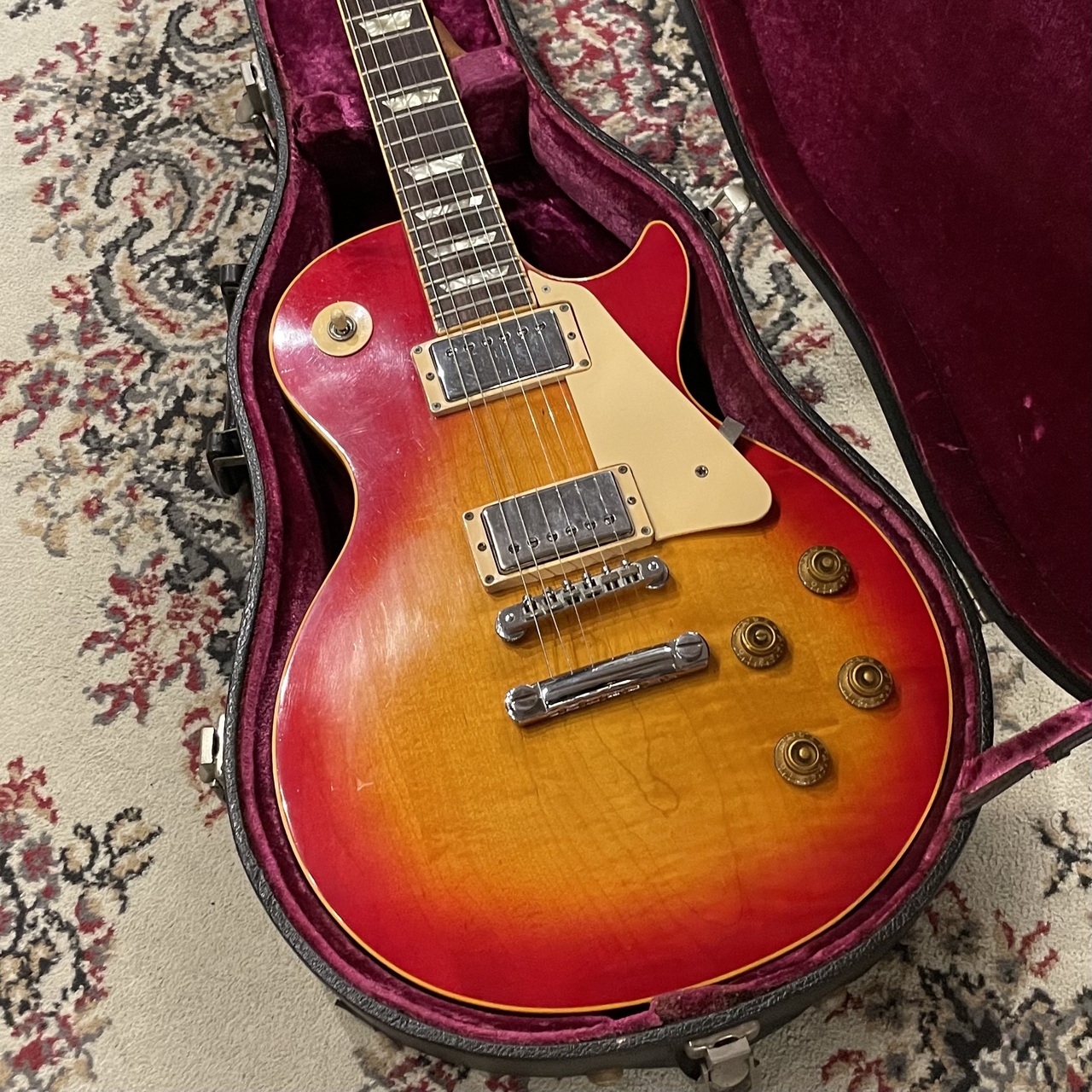 Gibson Les Paul Standard 1978年製 ロケットケース付 Gibson Les Paul Standard 1978年製 ロケットケース付 Gibson