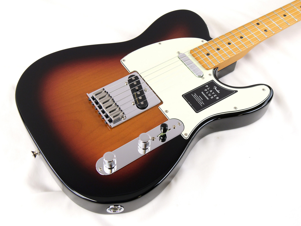 Fender Player Plus Telecaster (3-Color Sunburst