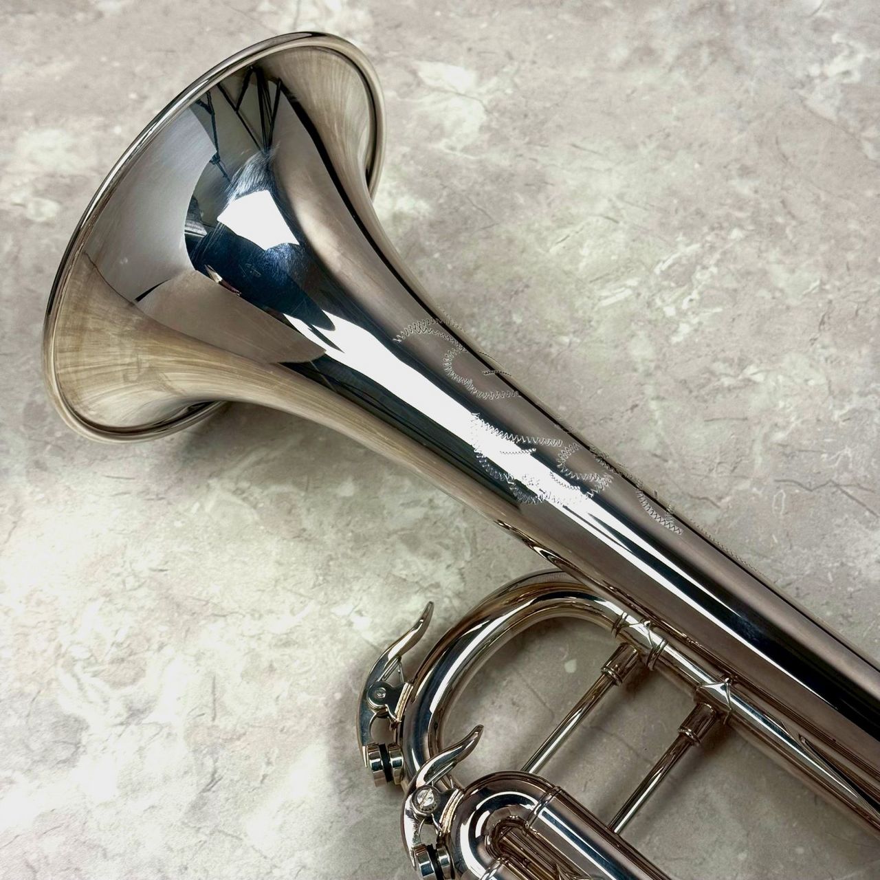 Bach TR400SP シルバープレート仕上げ B♭ トランペット（新品特価