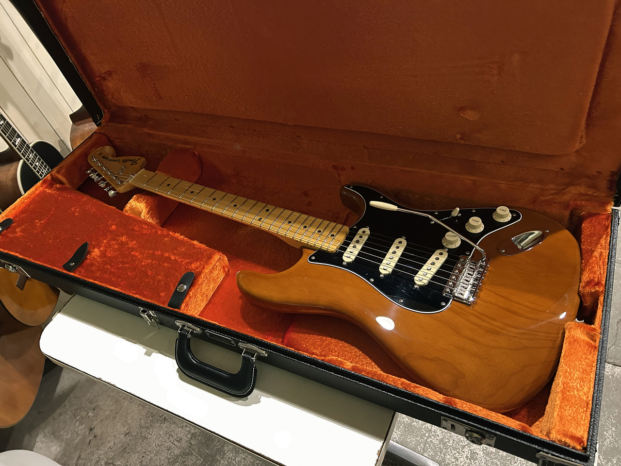 Fender Fender USA American Vintage II 1973 Stratocaster Mocha 光栄