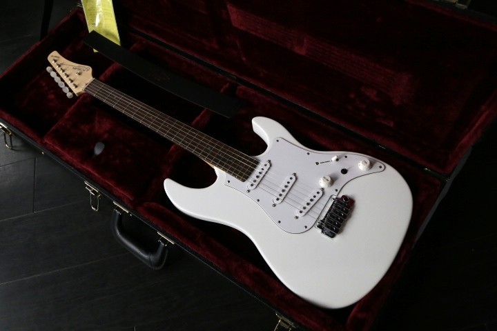 FUJIGEN(FGN) EXPERT-OS/AL MATTE WHITE ハカランダ指板 Bare Knuckle