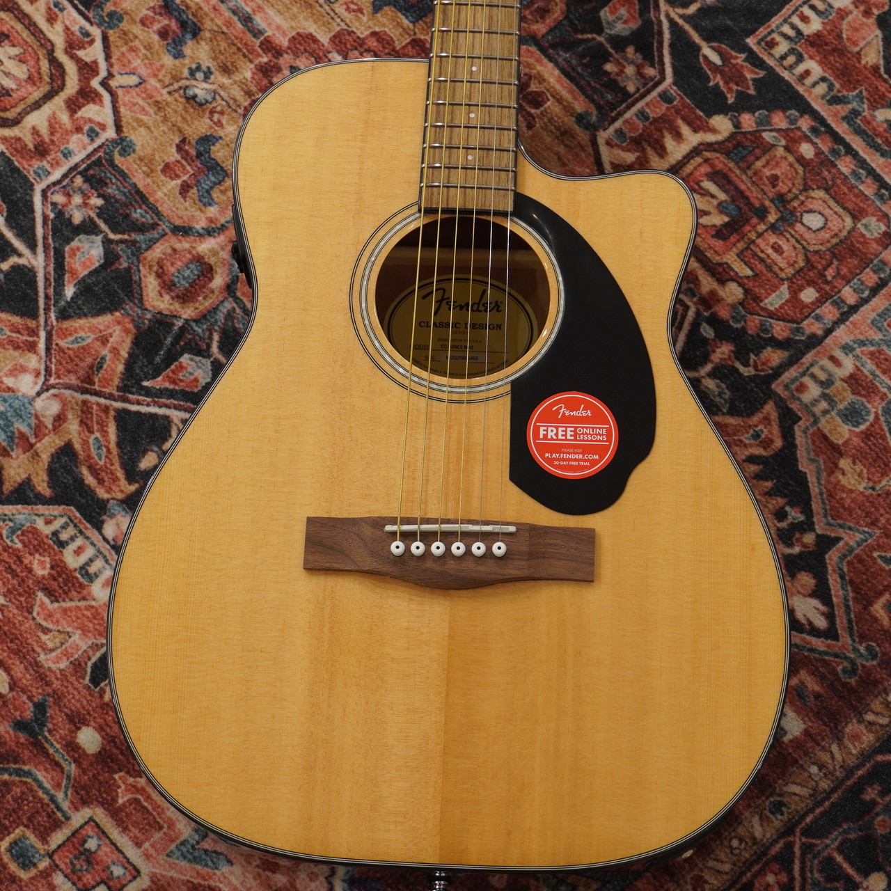 Fender Acoustics CC-60SCE Concert, Walnut Fingerboard, Natural