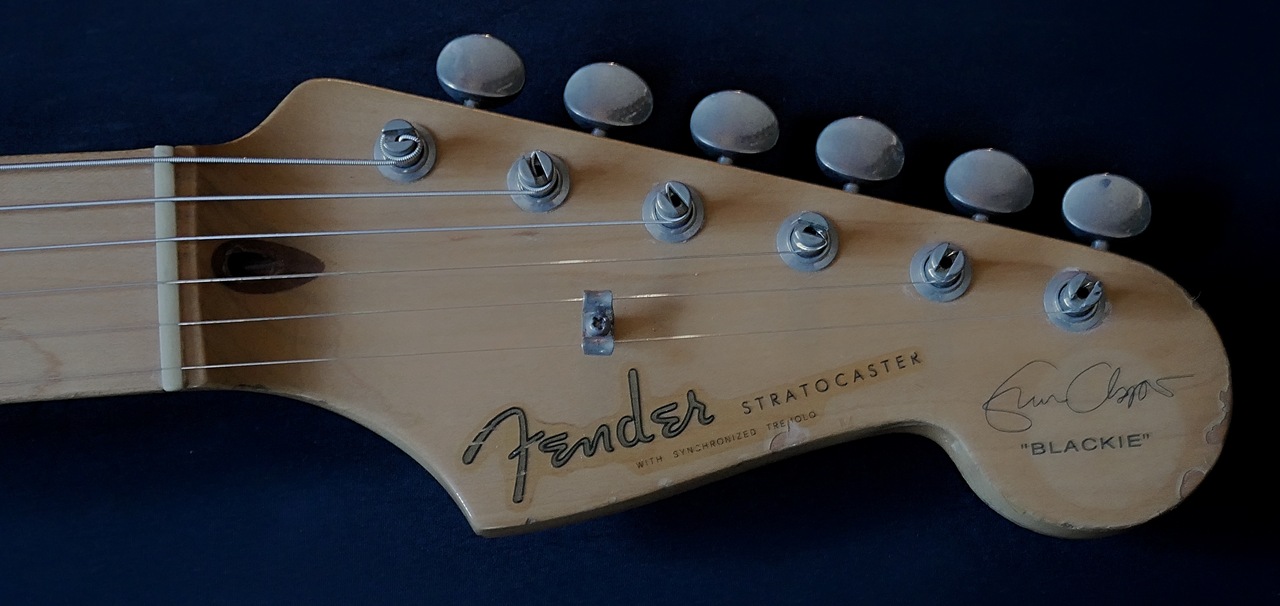 FENDER フェンダー FENDER USA Eric Clapton Stratocaster Blackie 2003年製 ハードケース付 エレキギター △WG5020