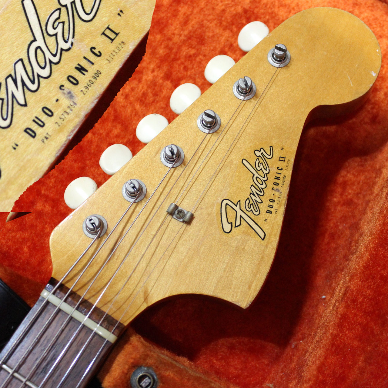 Fender Duo Sonic II RED フェンダー デュオソニック 2 1966年製 です