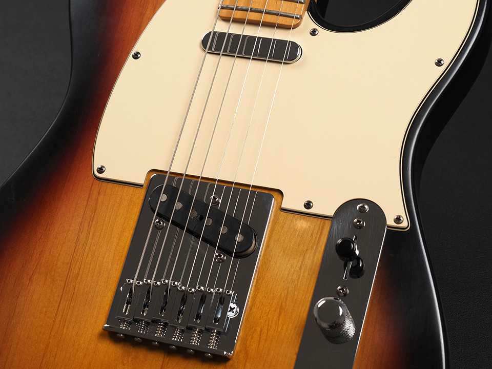 Fender Highway One Telecaster Maple Fingerboard ~3-Color Sunburst