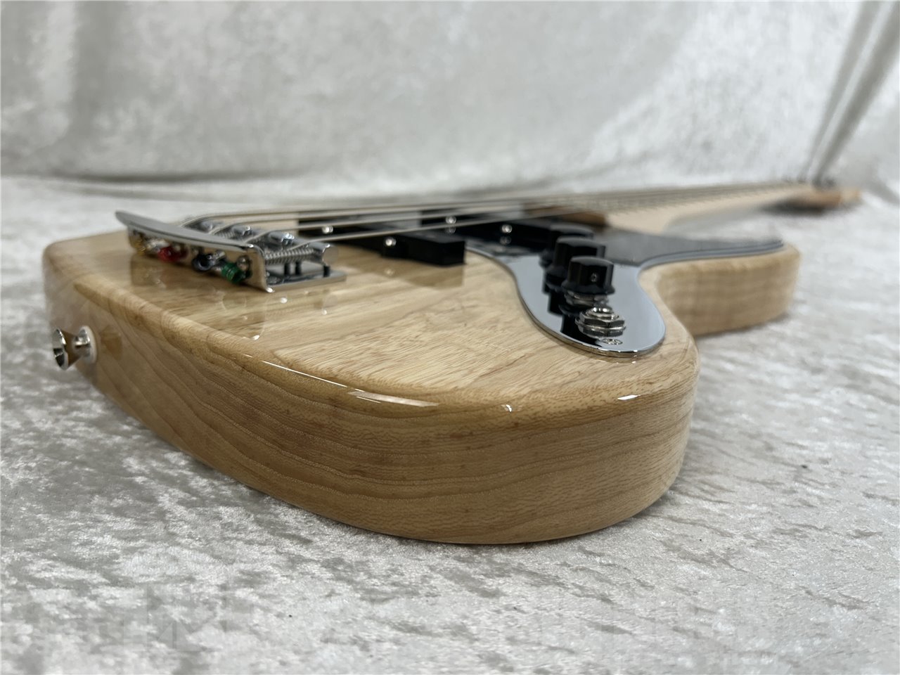 Kikuchi Guitars Hermes MV4 PASSIVE (Natural)（新品/送料無料